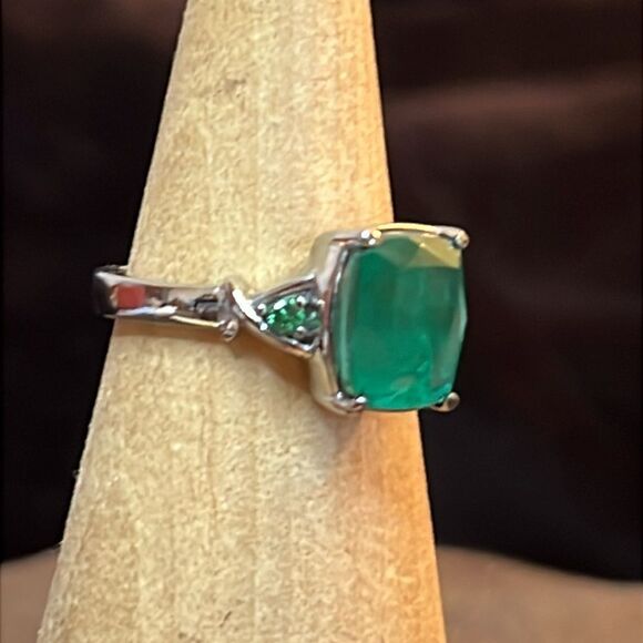 3.00ctw EMARLDINE QUARTZ & SIMULATED GREEN DIAMOND RECEIVED NG STAINLESS STEEL 7 - Picture 3 of 11